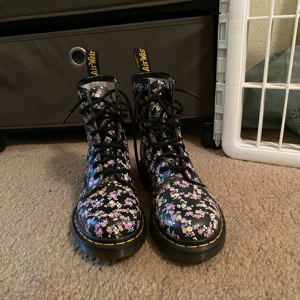 Floral Dr. Martens